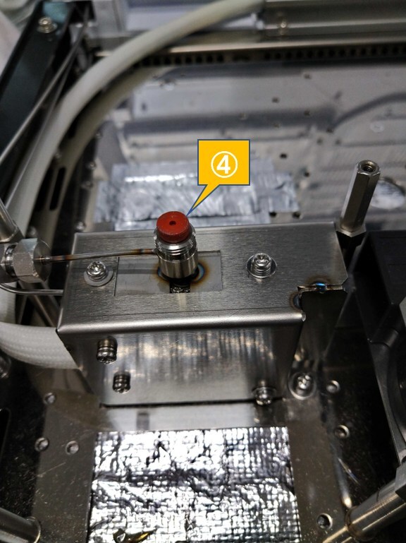 セプタムとインサートの交換（OCI-2030 NX / OCI-NX U）