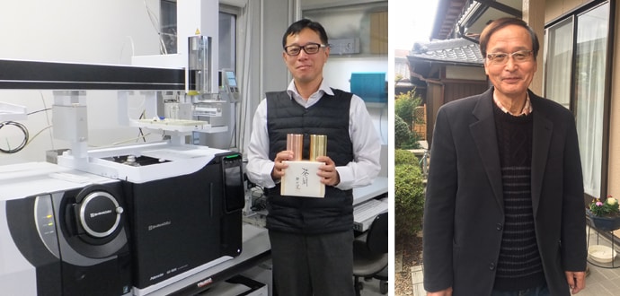 授賞当日の福﨑先生と,当時の島津営業担当大崎氏。